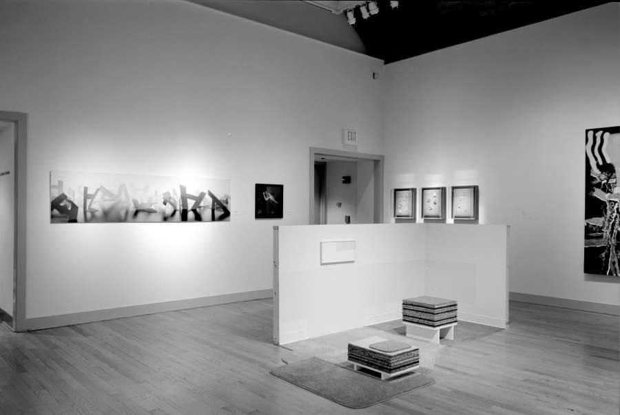view exhibition image