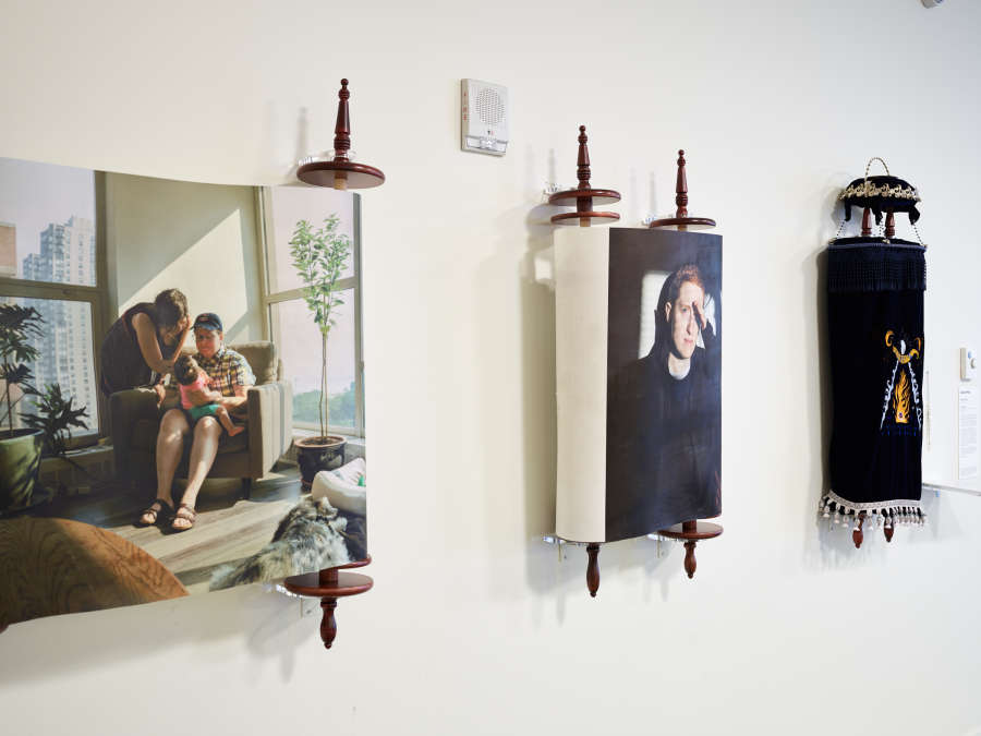 view exhibition image