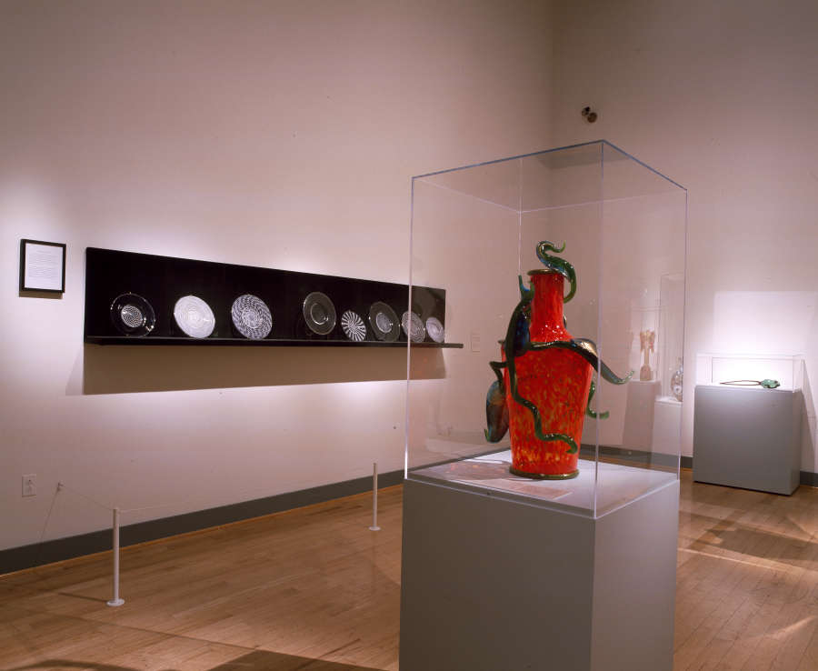 view exhibition image