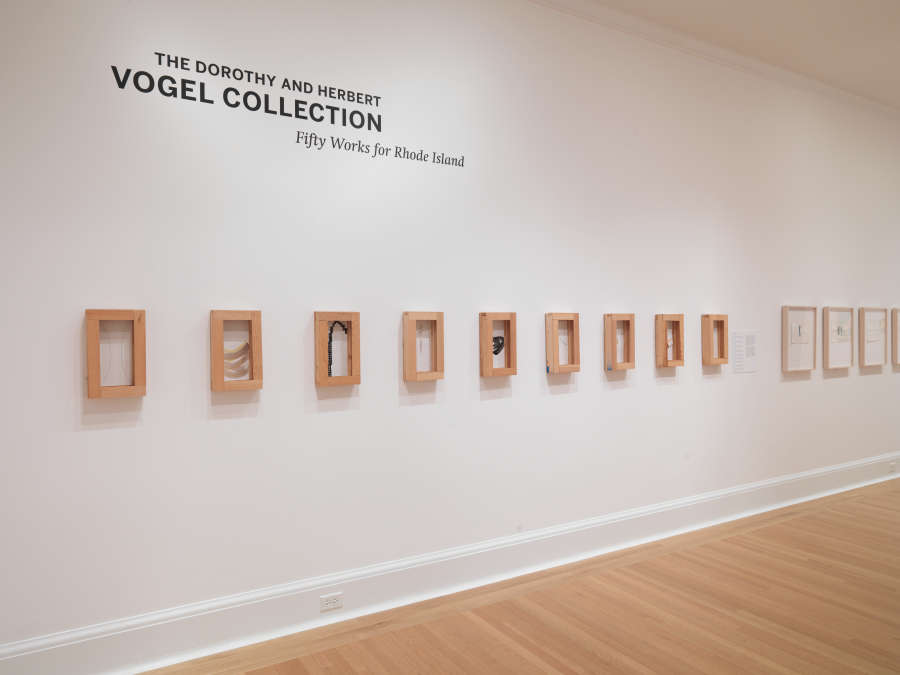 view exhibition image