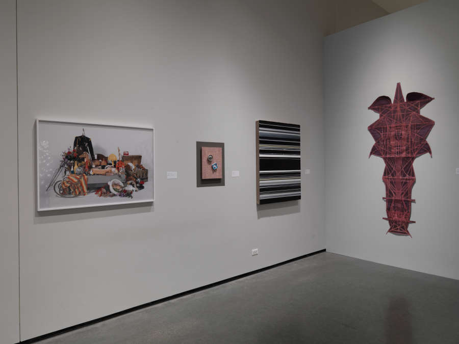 view exhibition image