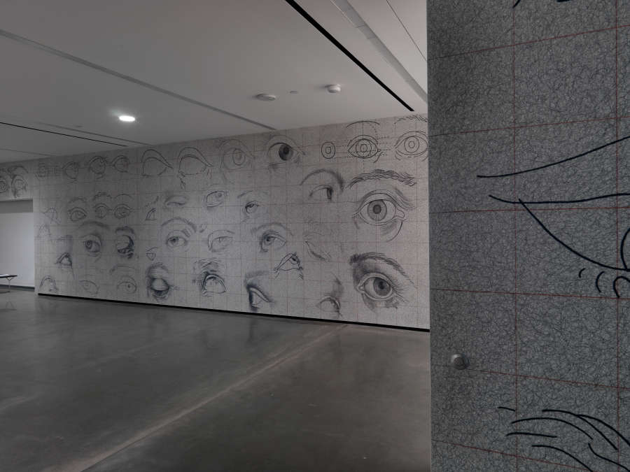 view exhibition image