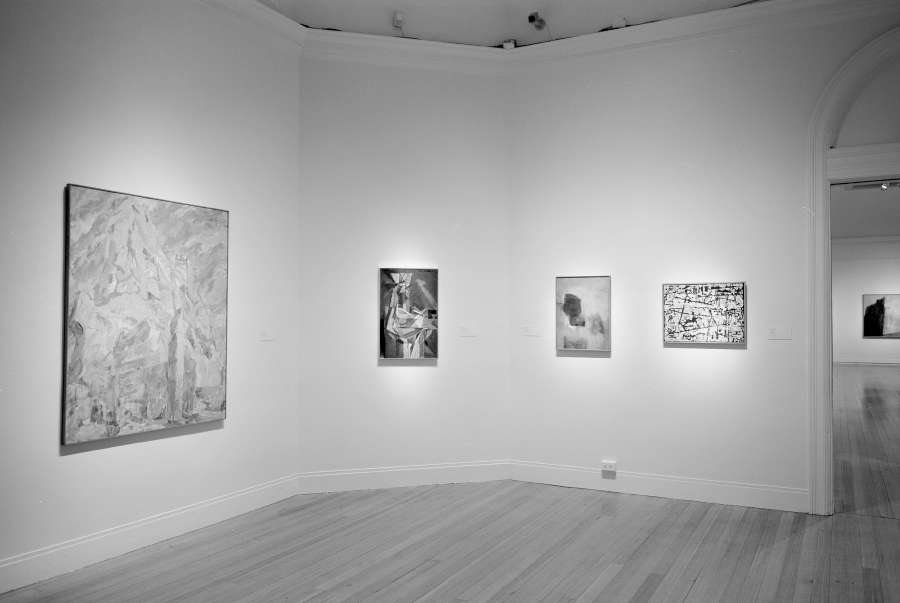 view exhibition image