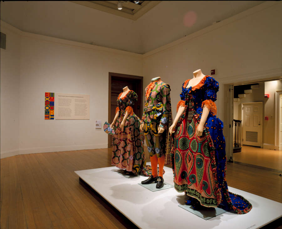 view exhibition image