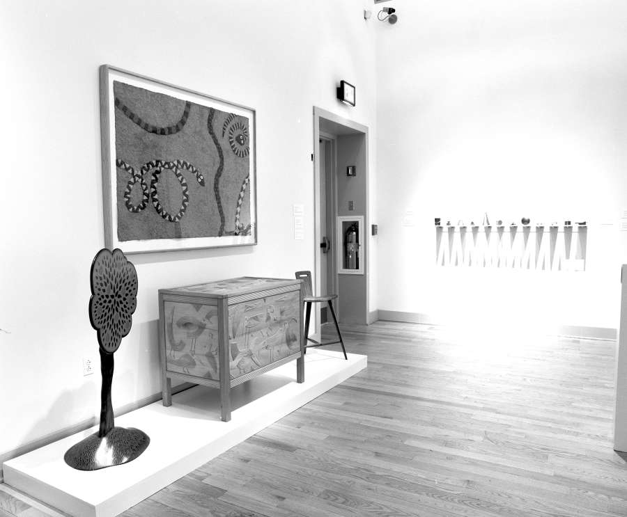 view exhibition image