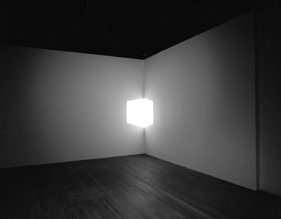 view exhibition image