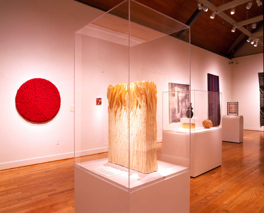 view exhibition image