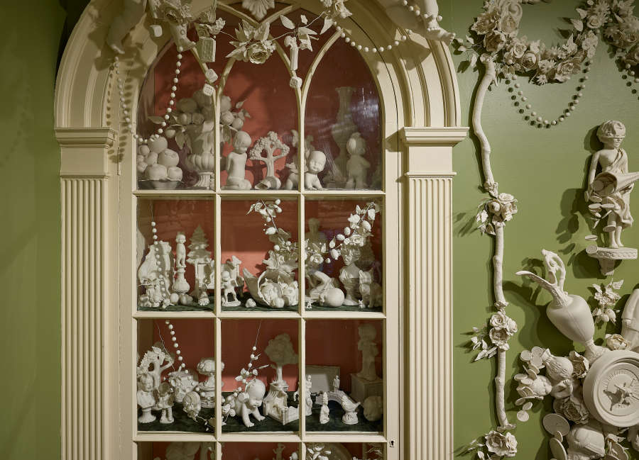 view exhibition image