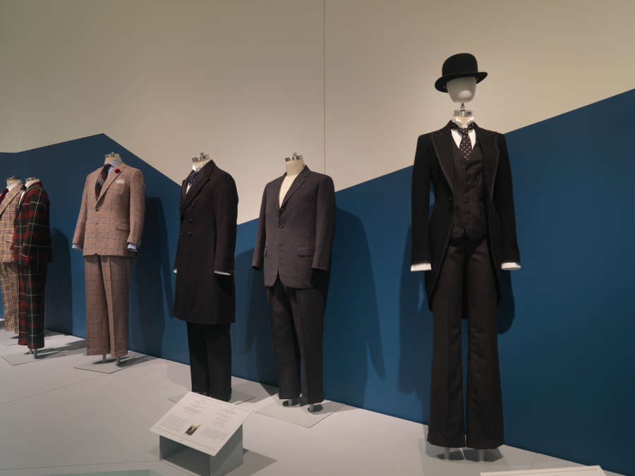 view exhibition image