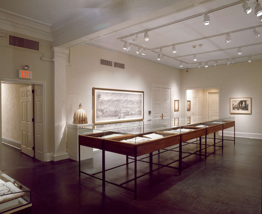 view exhibition image