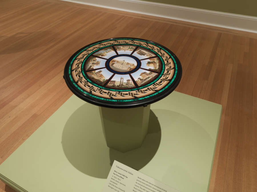 view exhibition image