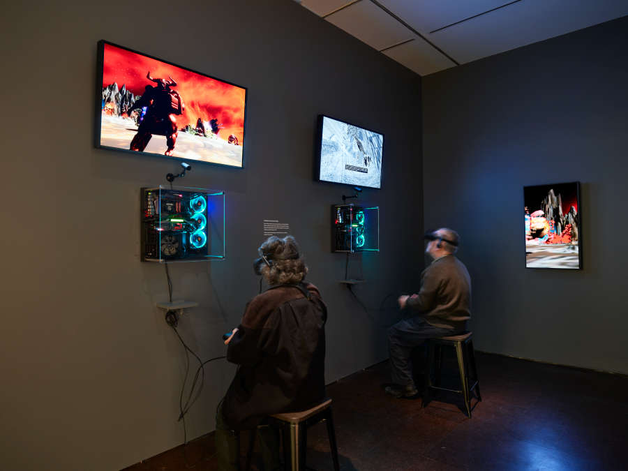 view exhibition image