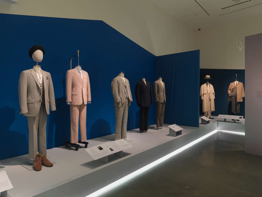 view exhibition image