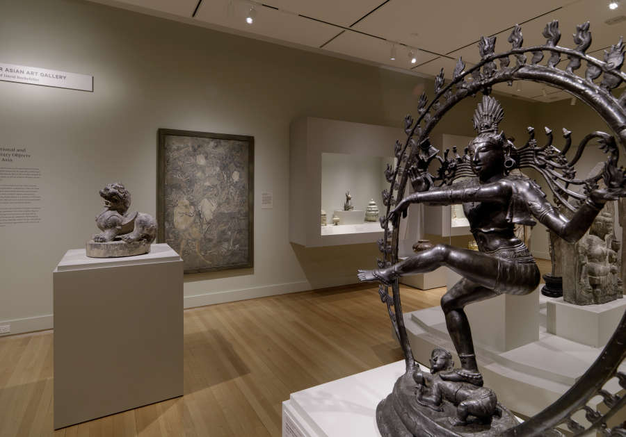 view exhibition image