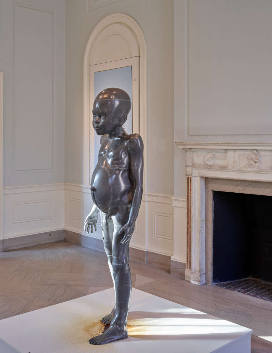 view exhibition image