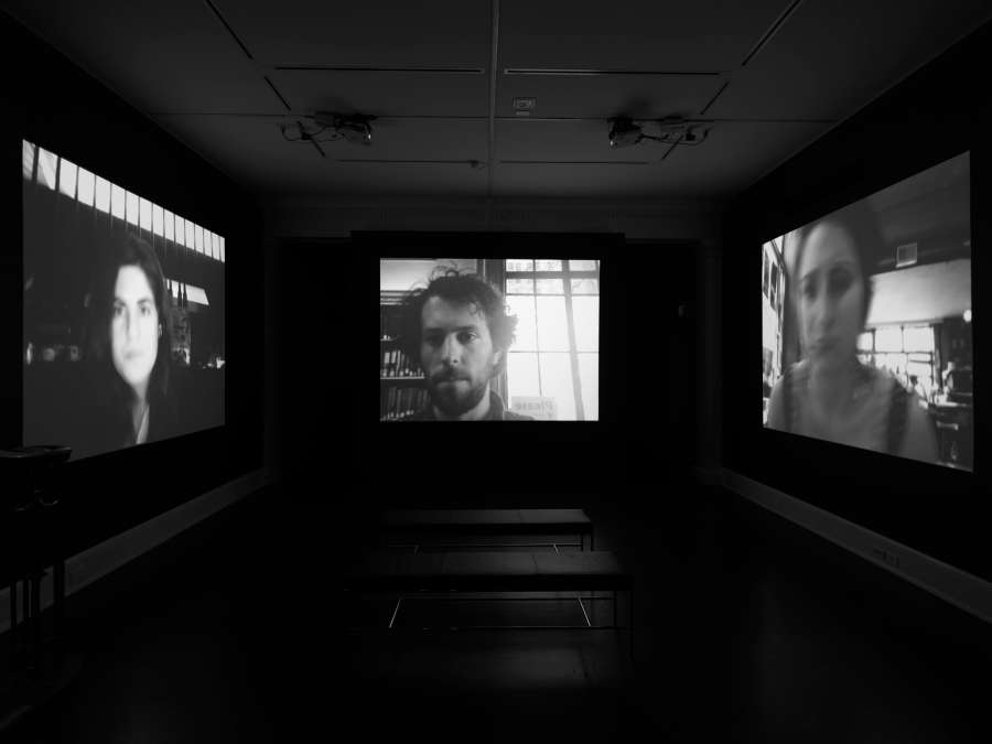 view exhibition image