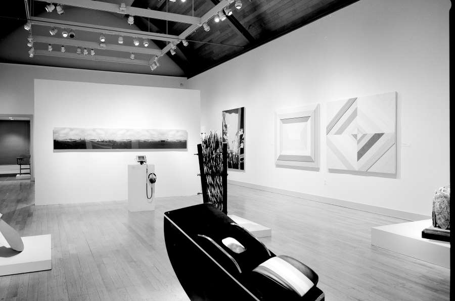 view exhibition image