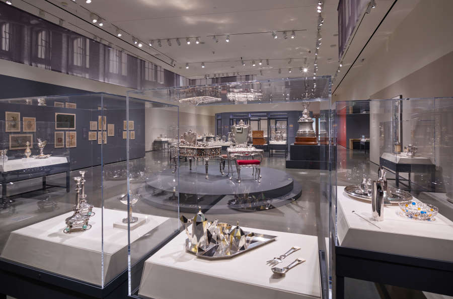 view exhibition image