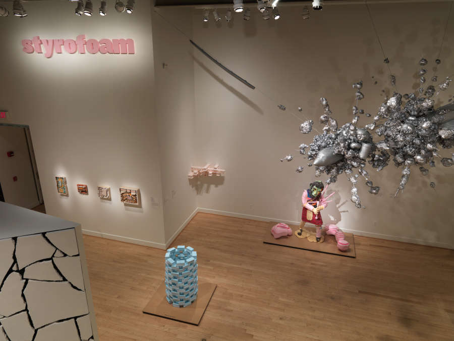 view exhibition image