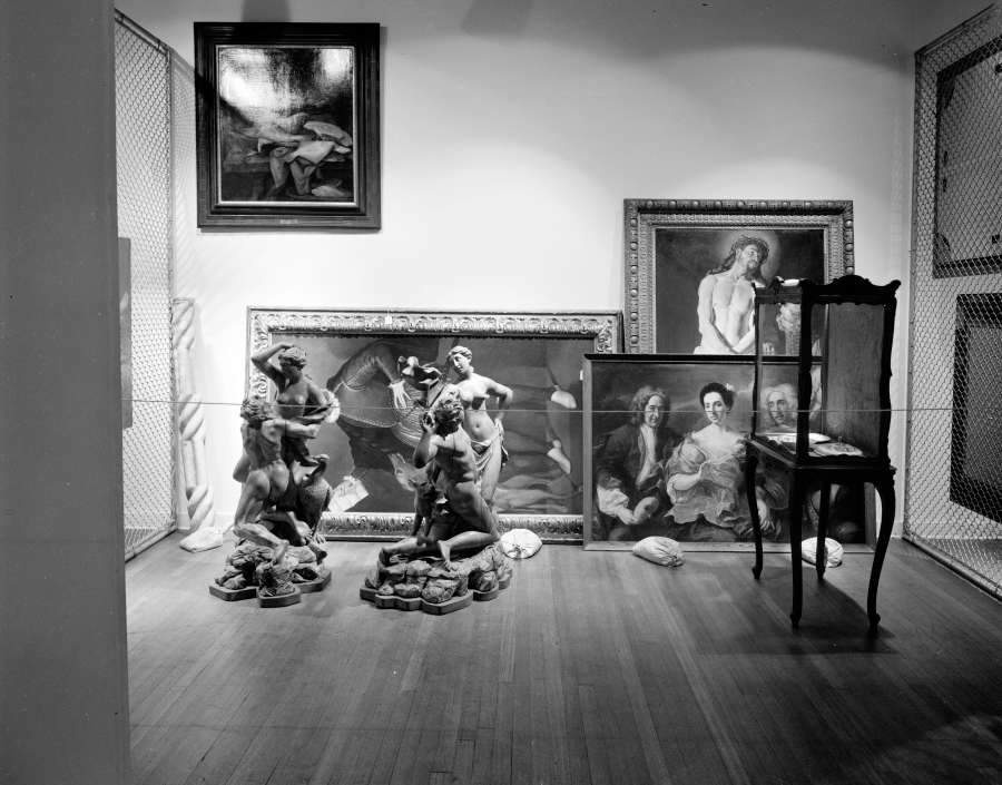 view exhibition image