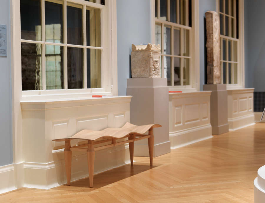 view exhibition image