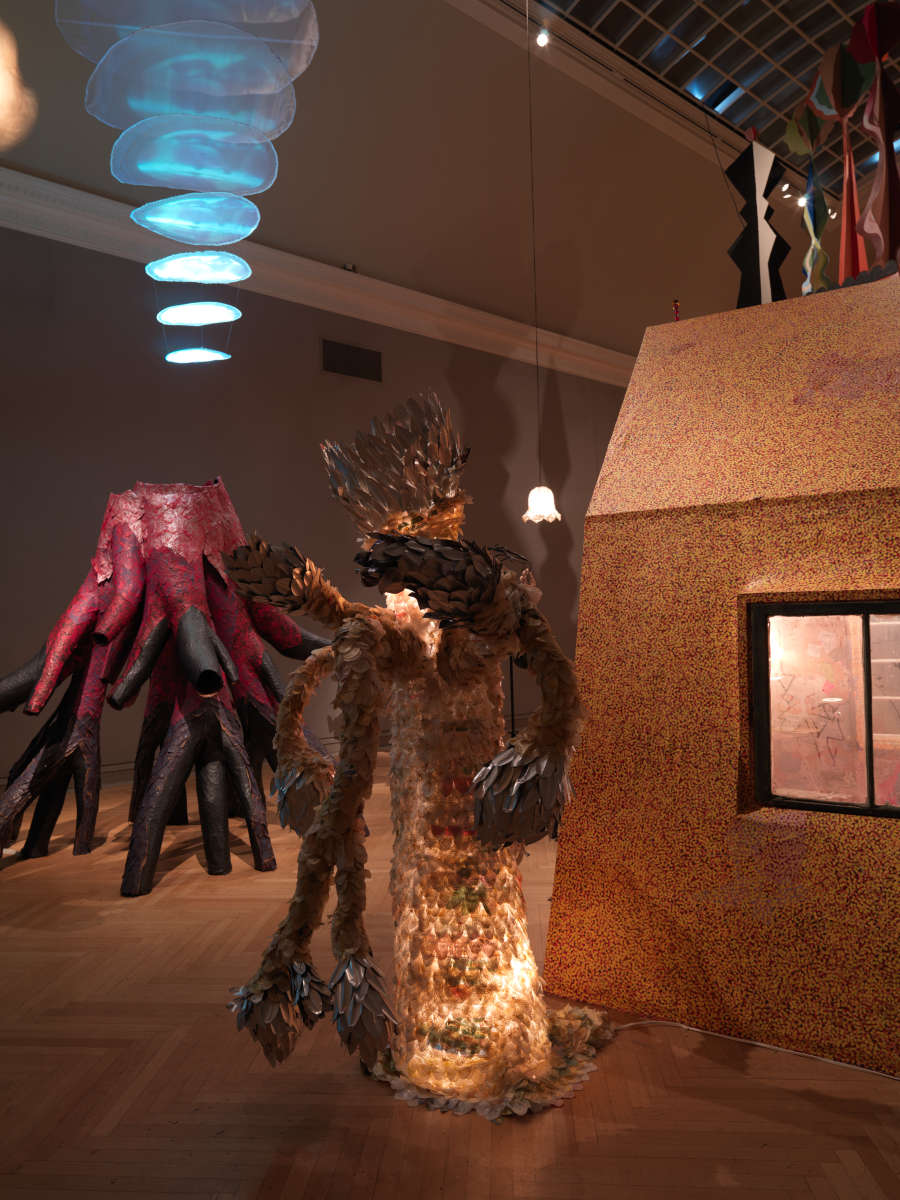 view exhibition image