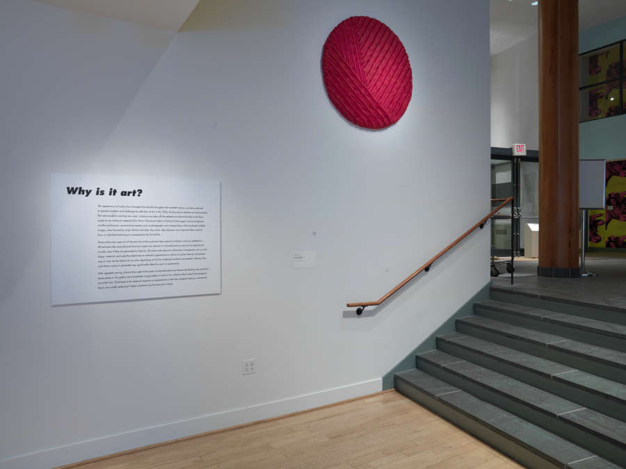 view exhibition image