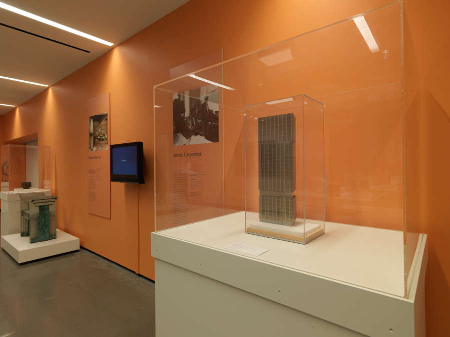 view exhibition image