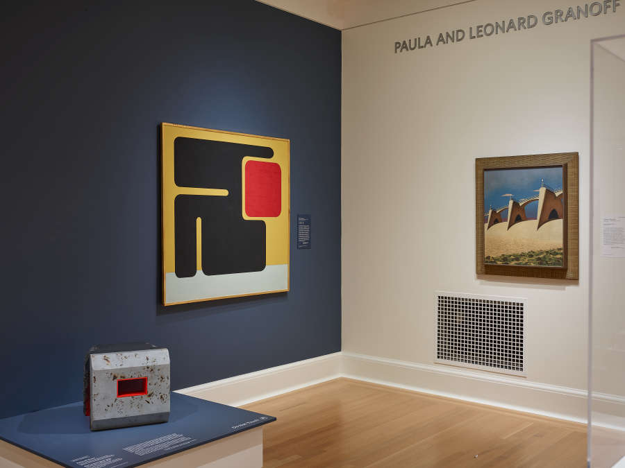 view exhibition image