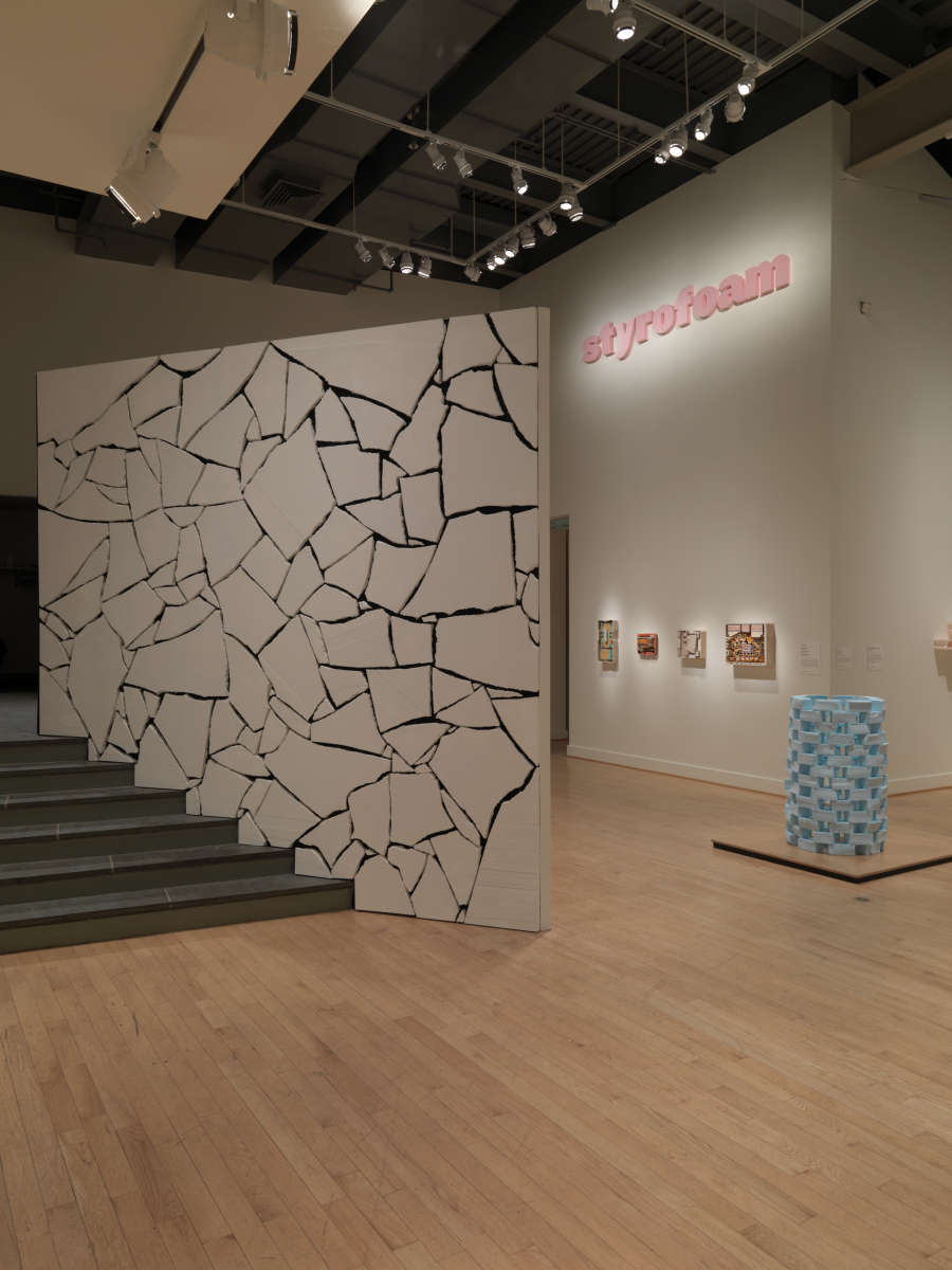 view exhibition image