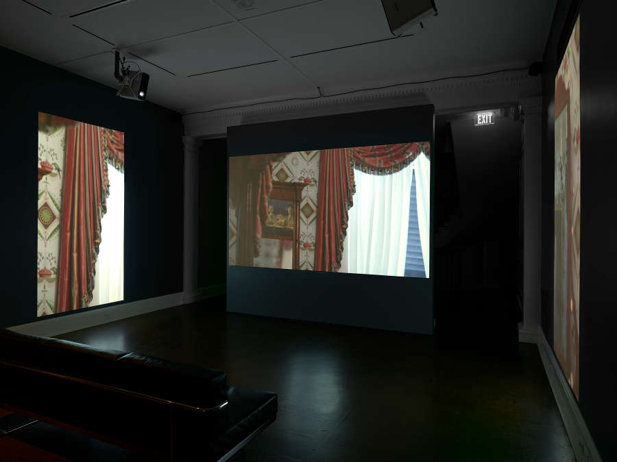 view exhibition image