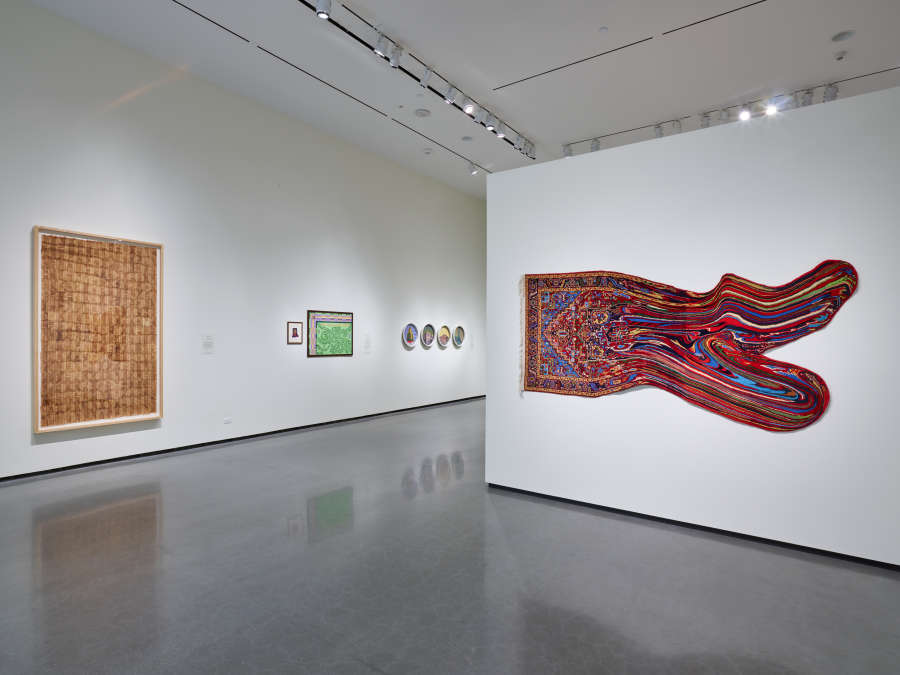 view exhibition image