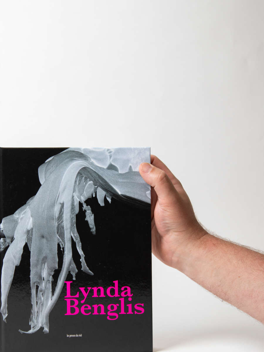 Pub_ID 699 Lynda Benglis v_04.jpg