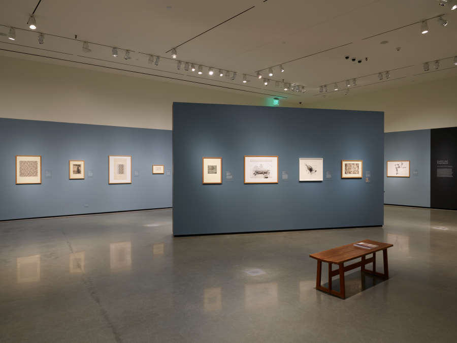 view exhibition image