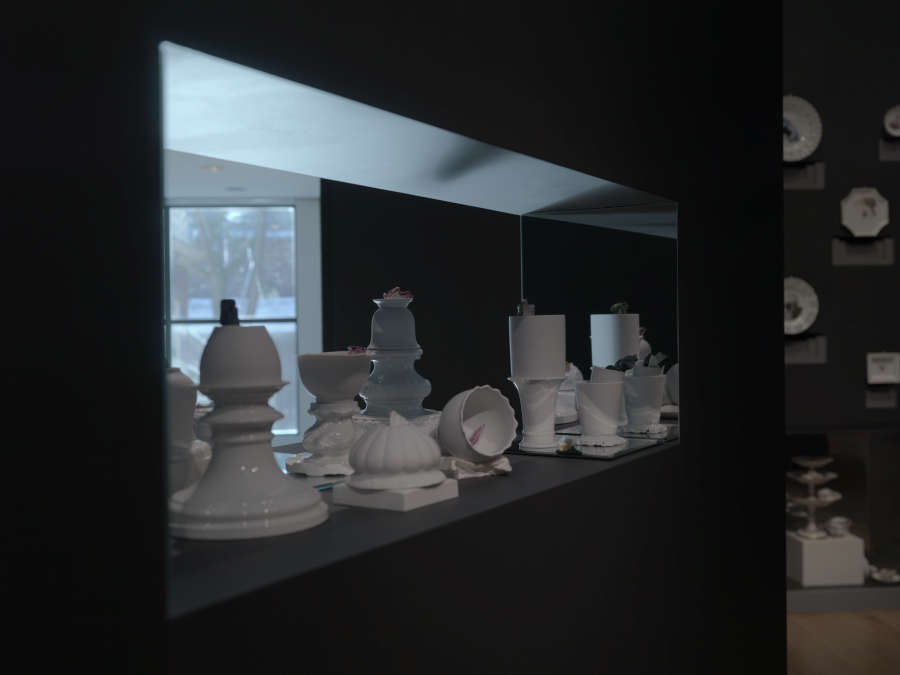 view exhibition image