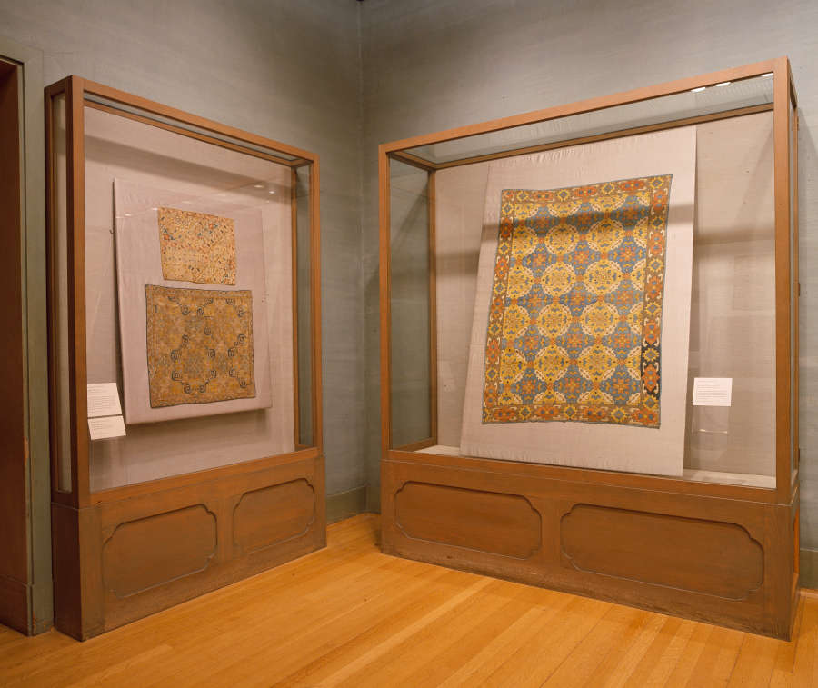 view exhibition image
