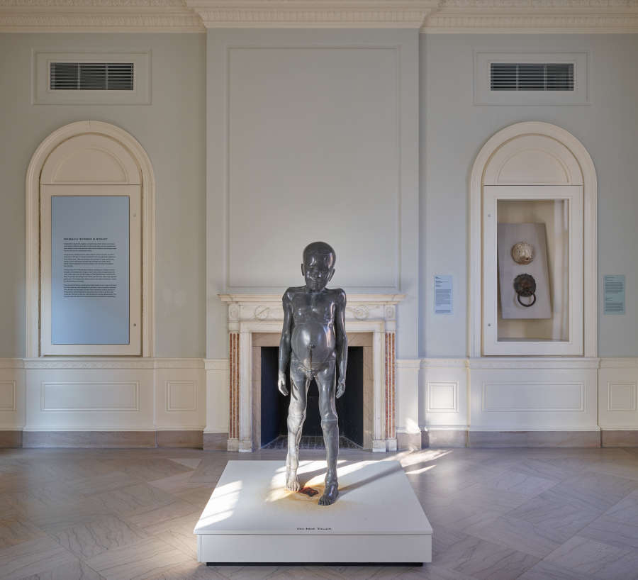 view exhibition image