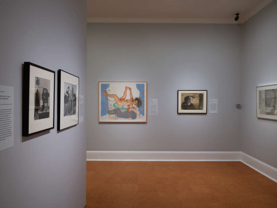 view exhibition image