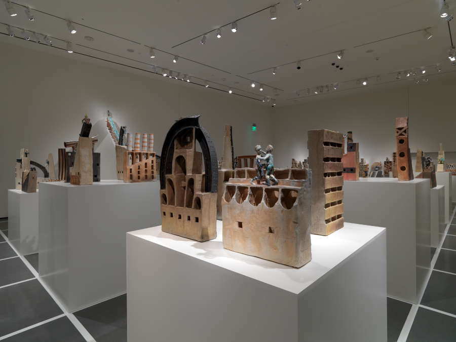 view exhibition image