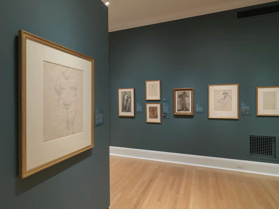 view exhibition image