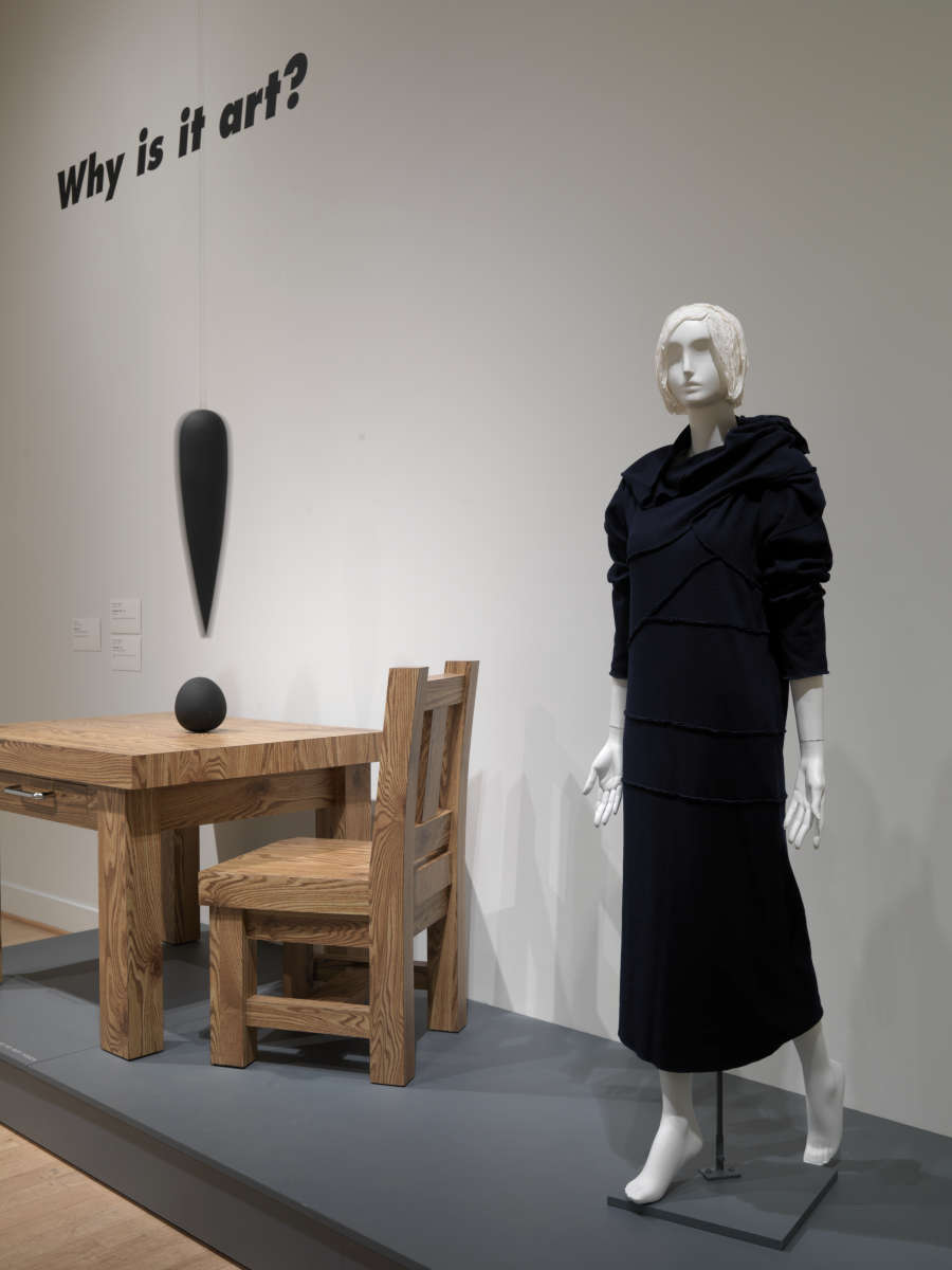 view exhibition image