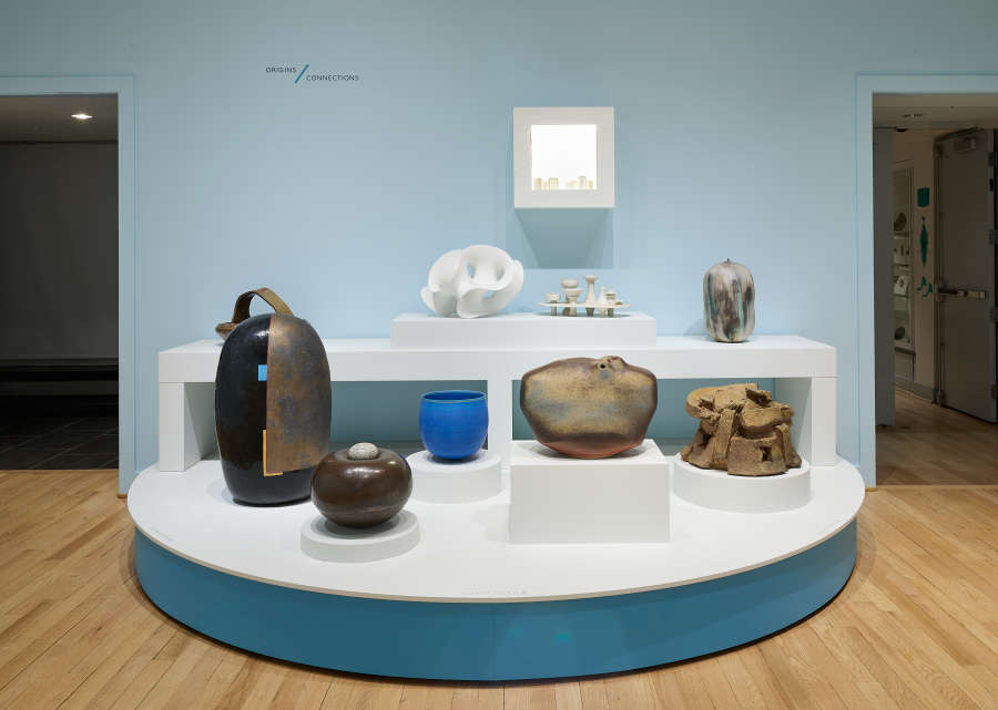 view exhibition image