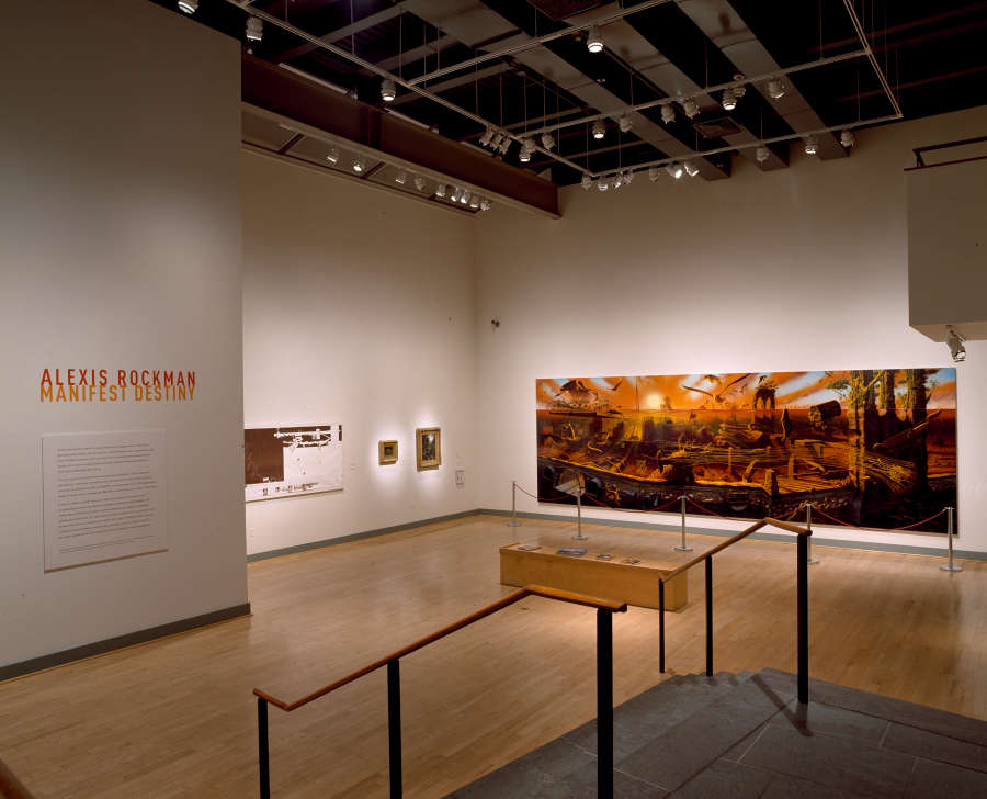 view exhibition image