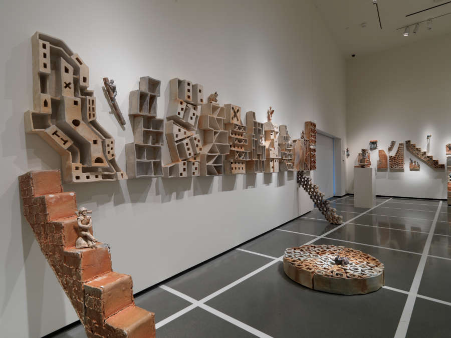 view exhibition image