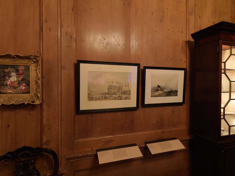 view exhibition image