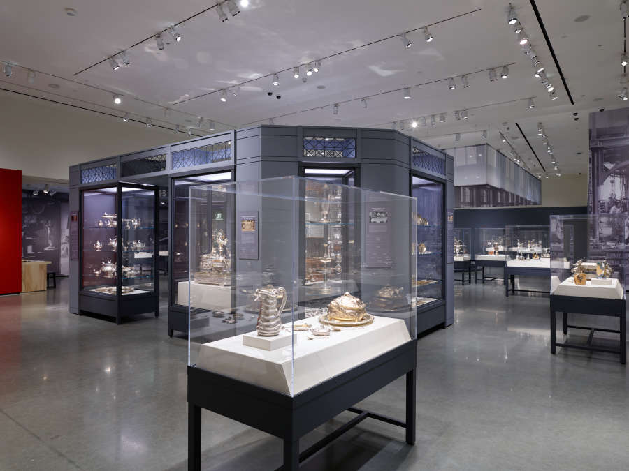 view exhibition image