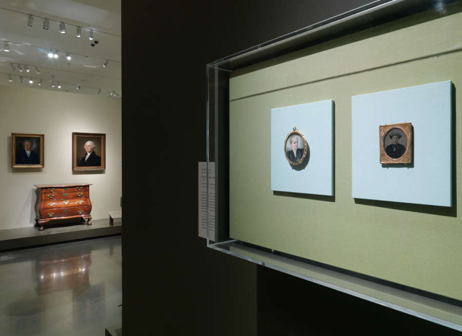 view exhibition image