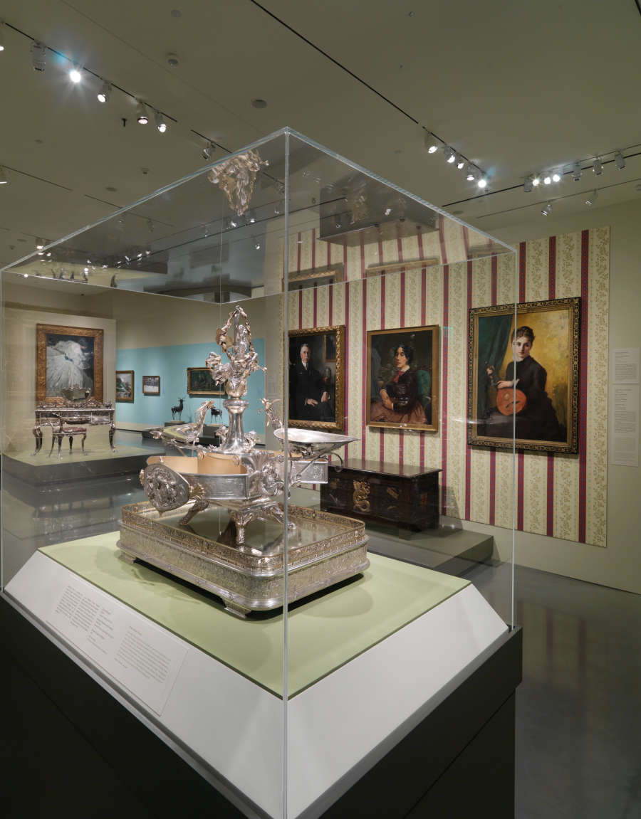 view exhibition image