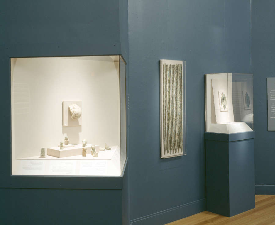 view exhibition image