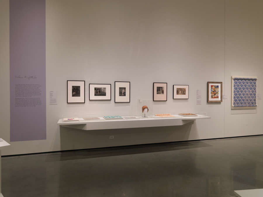 view exhibition image